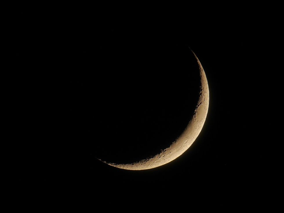 One of the most intriguing waxing crescent facts is that this particular shape of the moon can be seen only in the western sky, mainly after sunset.