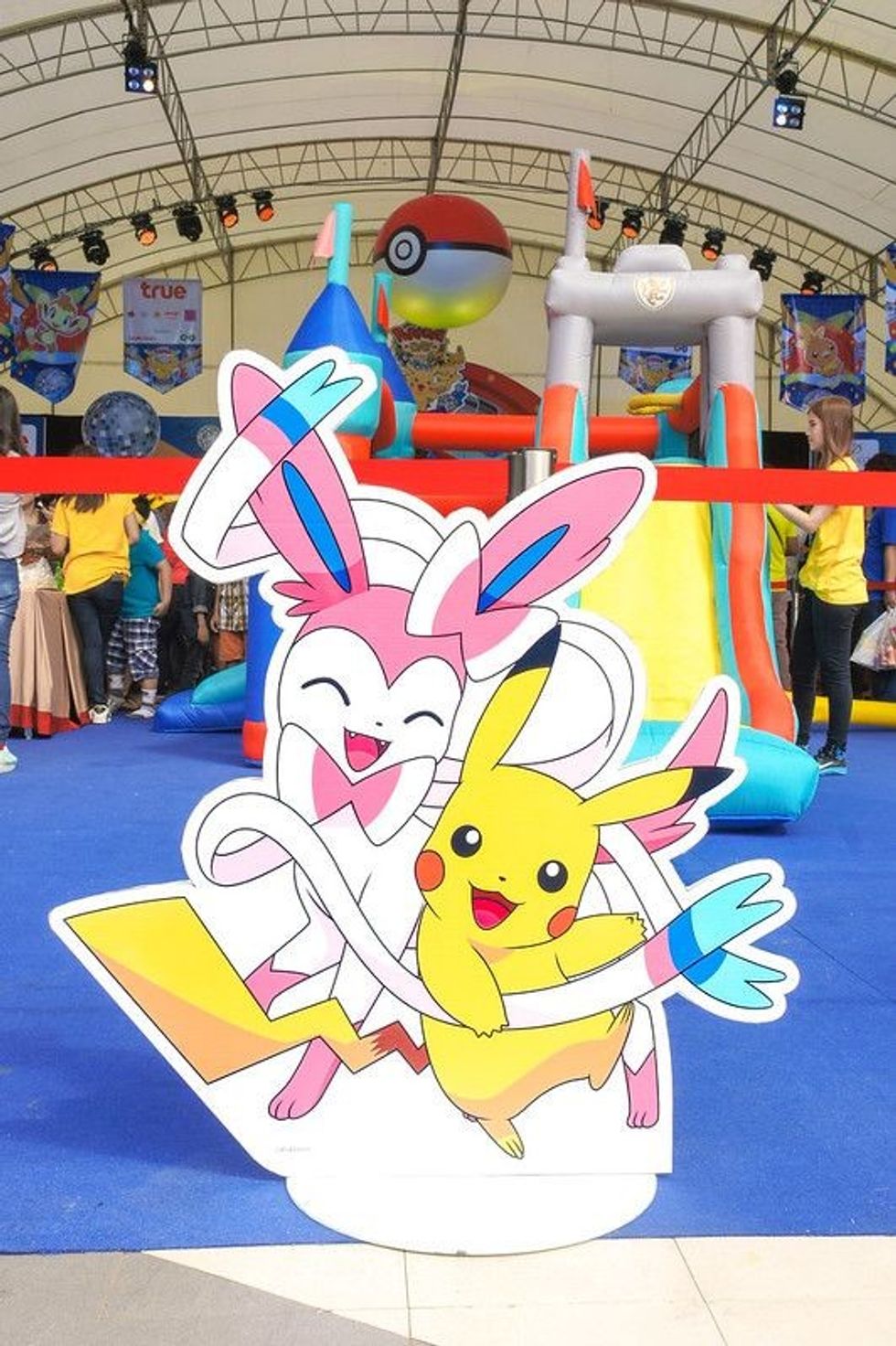 Photo of Pikachu & Sylveon Di-cut for Photo booth