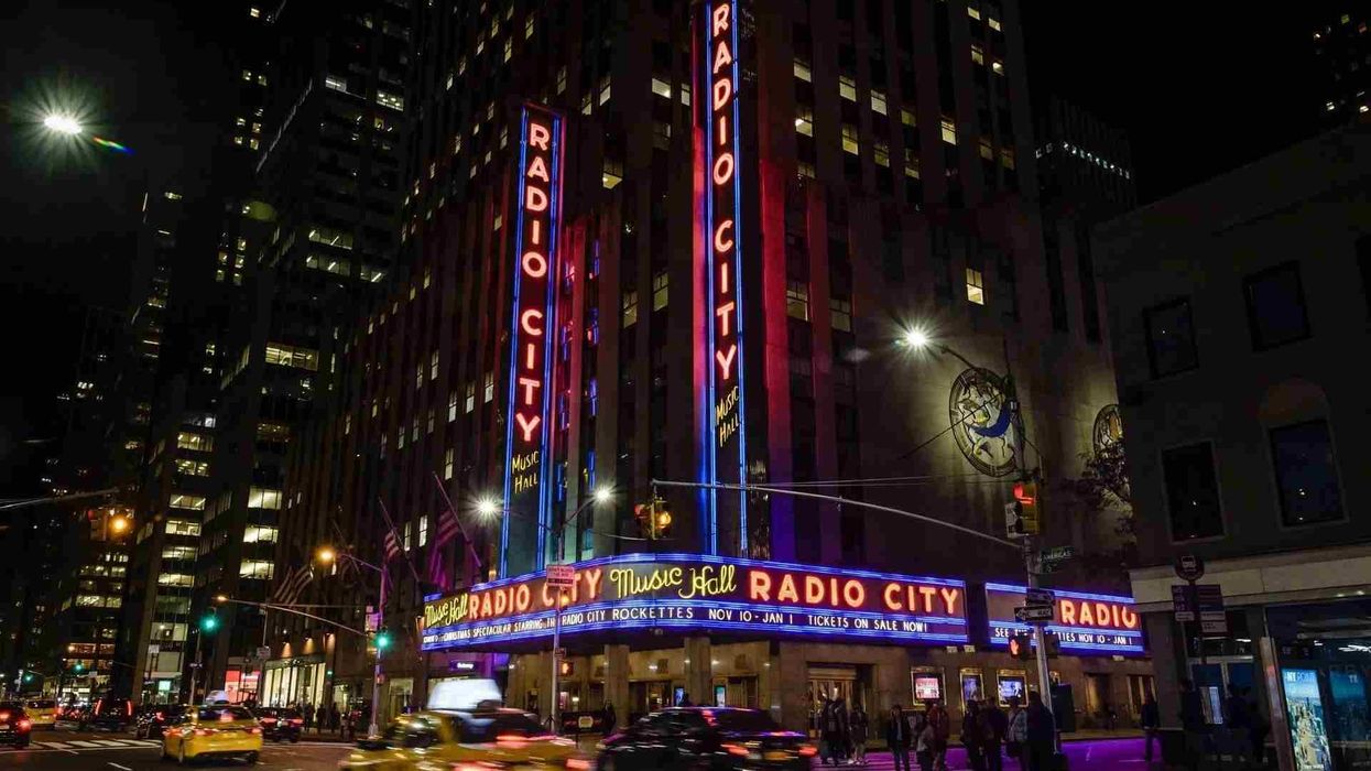 Radio City music hall is the world's largest indoor theater.
