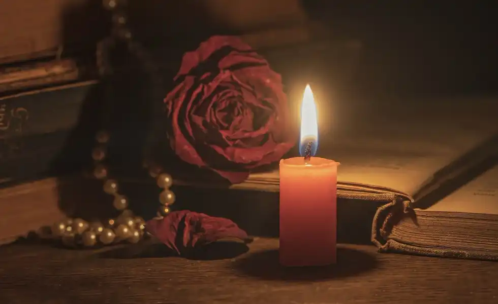 22 Amazing Candle Facts That Will Brighten Up Your Day!