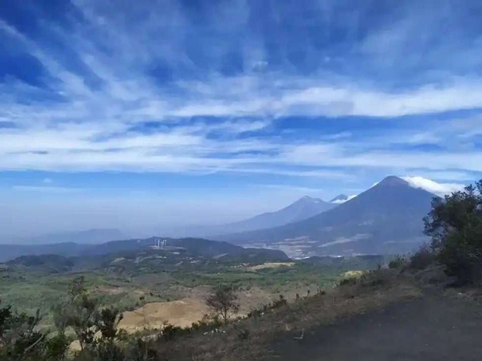Read these Pacaya volcano facts and learn more about its threat to Guatemala city.
