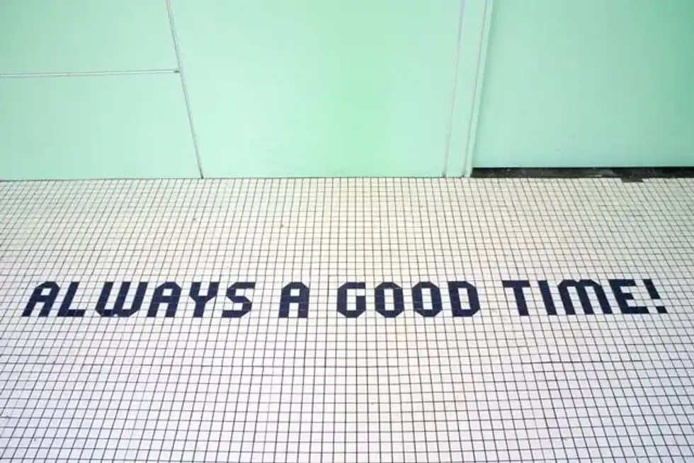 Reading a good success quote or inspirational quotes can help any person conquer the day.