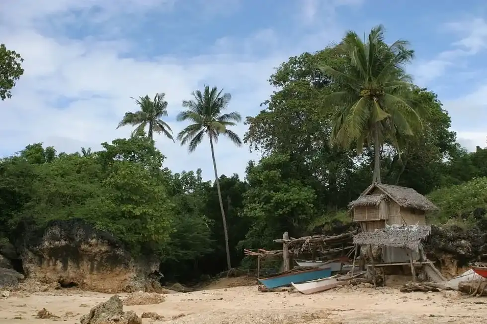 'Robinson Crusoe' facts will tell you more about the first edition of Defoe's book.
