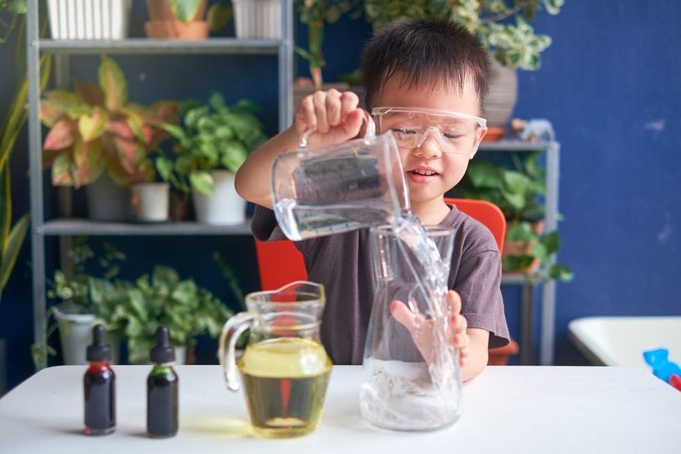 Science experiment with oil