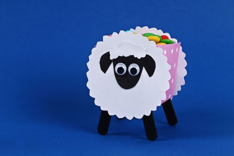 Sheep sweet candy paper