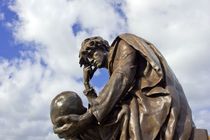 Statue of Hamlet William Shakespeares characer.