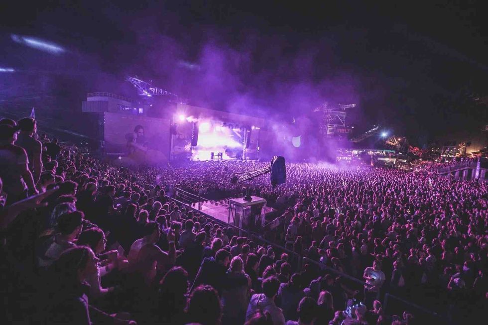 Summer fests of the Jamaican music; facts about reggae music