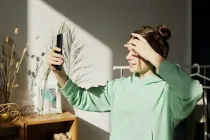 Teen social media users can suffer from issues with their self-esteem and social anxiety