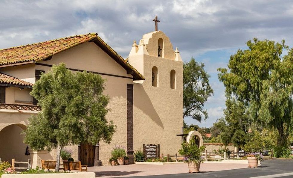 The 21 missions were part of a unique trail of historical California missions from San Diego to Sonoma. Learn more such Santa Inés facts here.