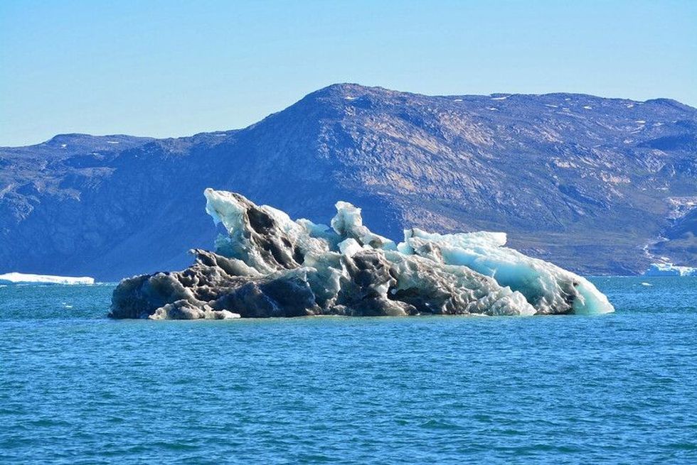 The Baffin Bay is one of the massive bays across the globe incorporating a wide variety of aquatic life. Read on to know more about the famous Baffin Bay!