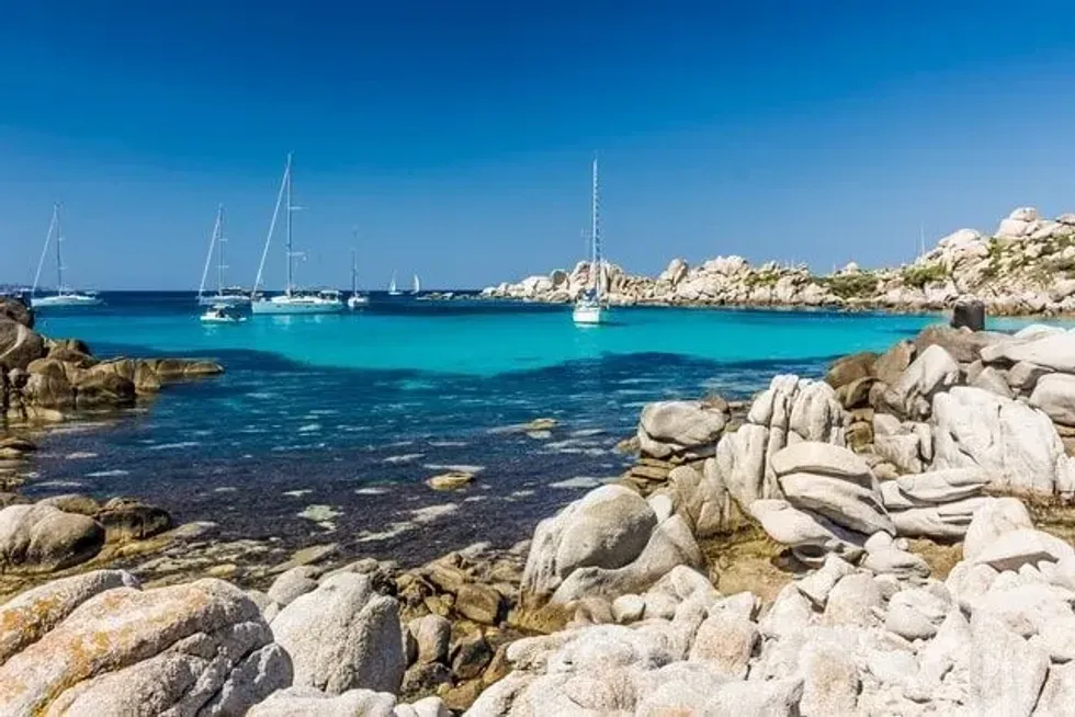 The blue waters of the Mediterranean make visiting the island a heavenly experience! Find out more Corsica facts!