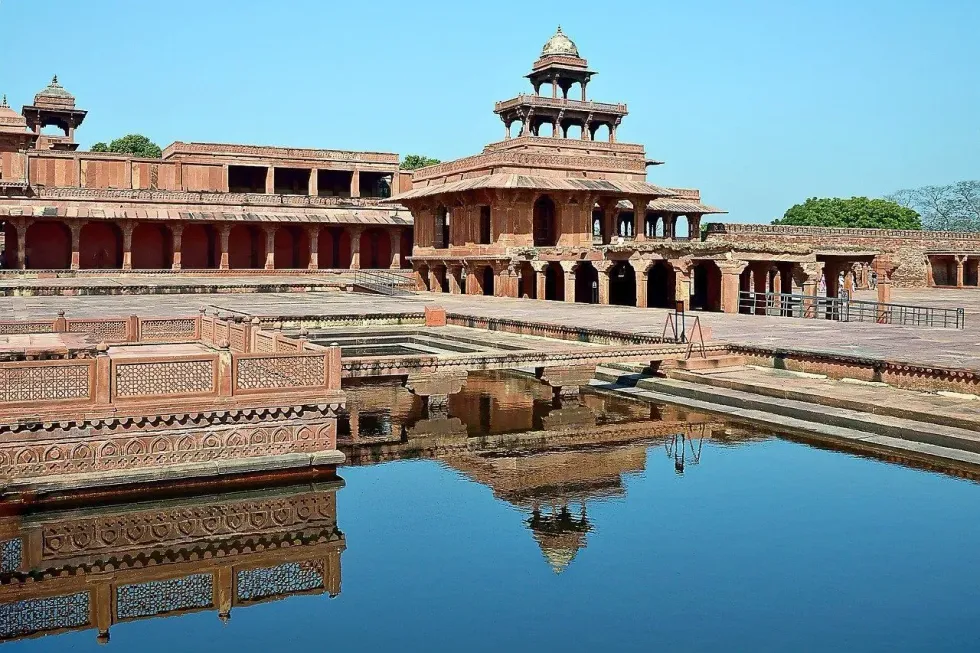 The city of victory is undoubtedly beautiful, but its story is equally fascinating and well worth learning about with these Fatehpur Sikri facts!