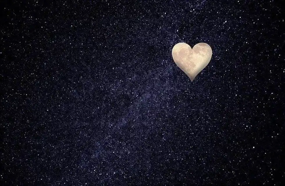The 'Star Wars' movies feature some heart-melting love stories.
