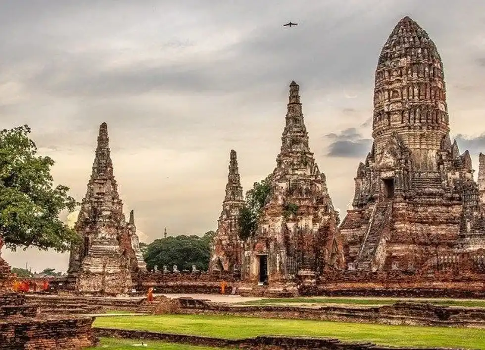 There are three basic structures in Buddhist architecture, Viharas, Stupas, and Chaityas.