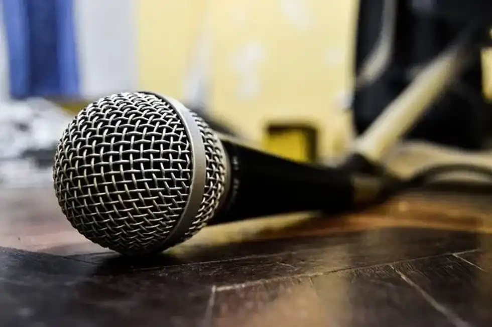 These Akon facts will tell you all you need to know about Akon's work in music and charities.