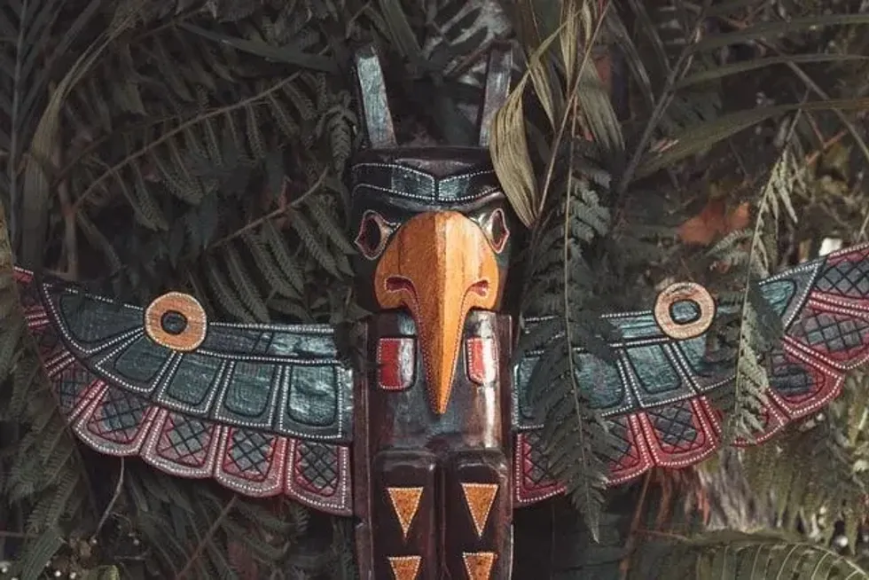 Totem pole facts reveal that they are carved to represent the faces of a human, bird, or animal.