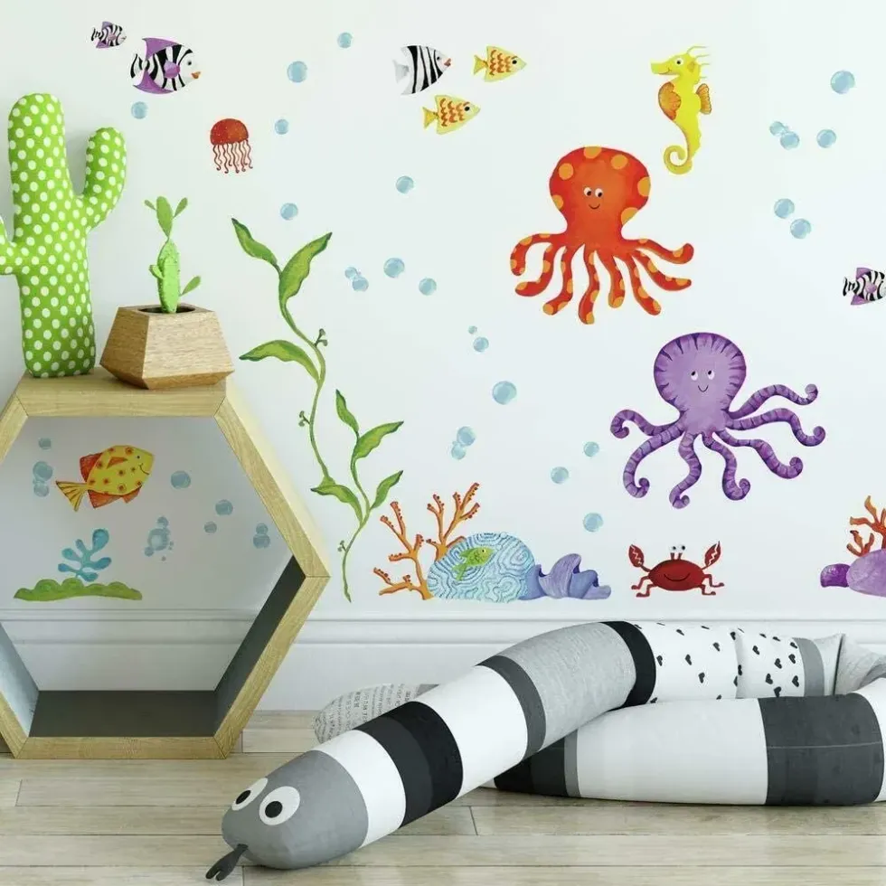 Underwater themed re-positionable children's wall decal.