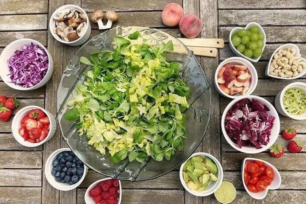 Waldorf salad has mixed greens and fruits