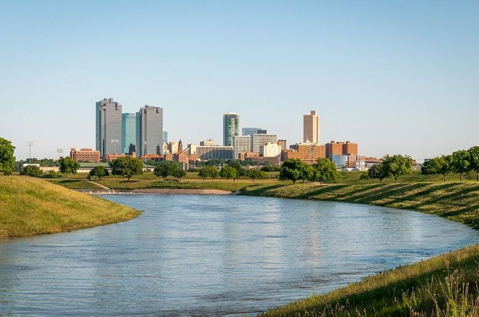 With plenty of outdoor adventures there is much to enjoy along this natural resource as listed in the Trinity River facts.